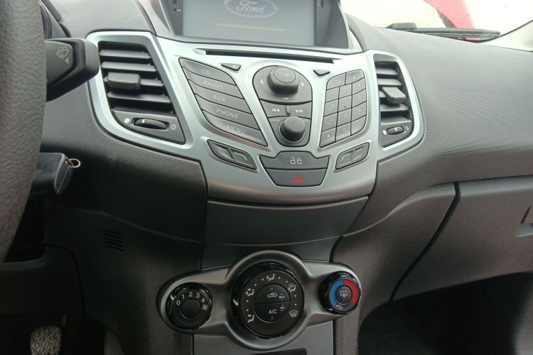 Ford Fiesta 2014 #17 Ford Fiesta 2014 car image #17