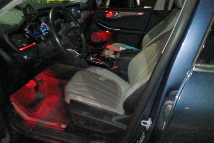 Ford Escape (Imported) 2021 car image #17