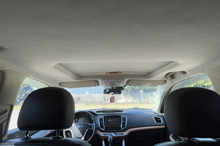 GEELY Vision X6 2019 car image #17