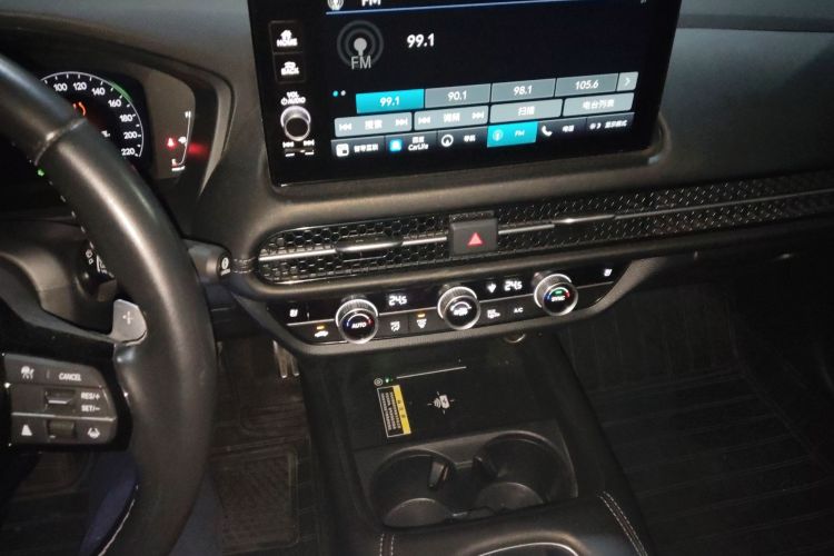 Honda ZR-V 2023 #17 Honda ZR-V 2023 car image #17