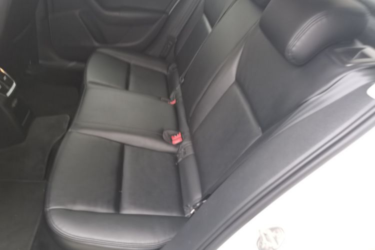 Skoda Octavia 2021 car image #17