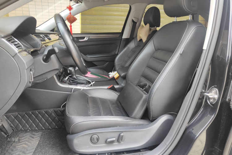 Volkswagen Passat 2016 car image #17