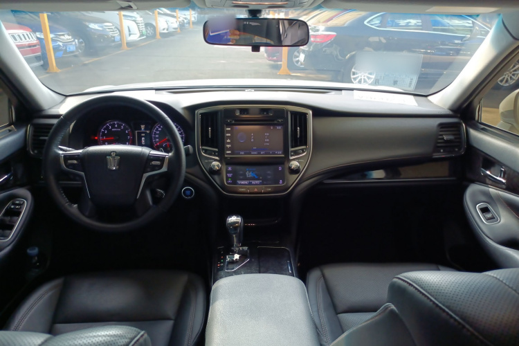 丰田 皇冠 2018 #17 丰田 皇冠 2018 汽车图片 #17