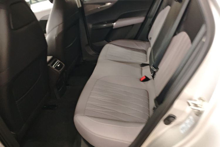 Changan EadoPHEV 2025 car image #17