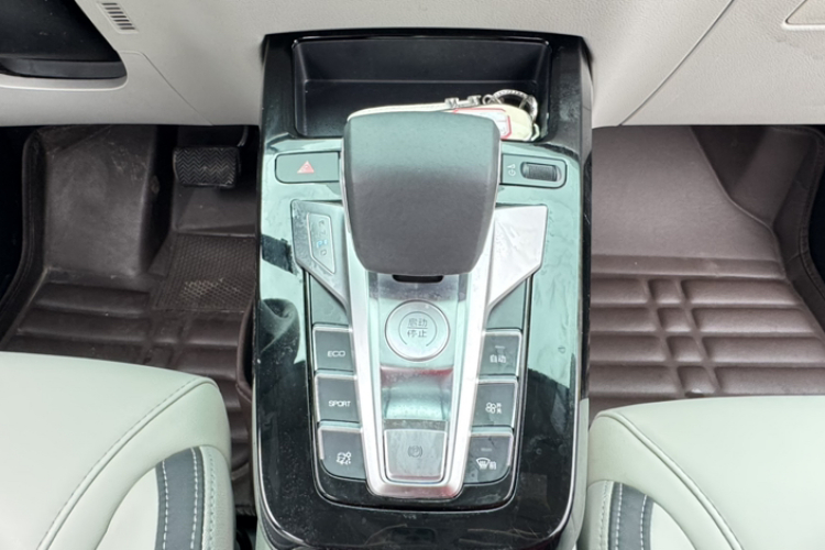 BYD Yuan 2021 car image #17