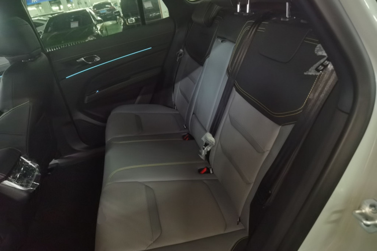 Ford Equator Sport New Energy 2025 car image #17