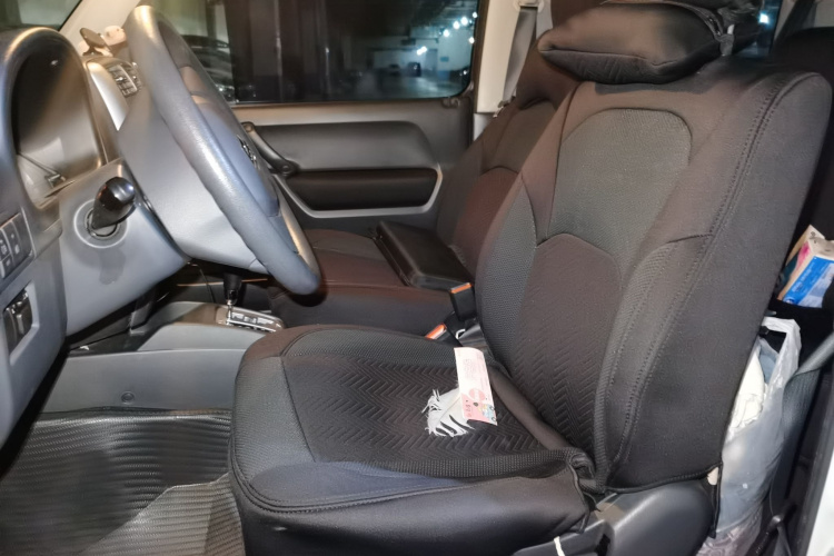 Suzuki Jimny (Imported) 2015 изображение автомобиля #17