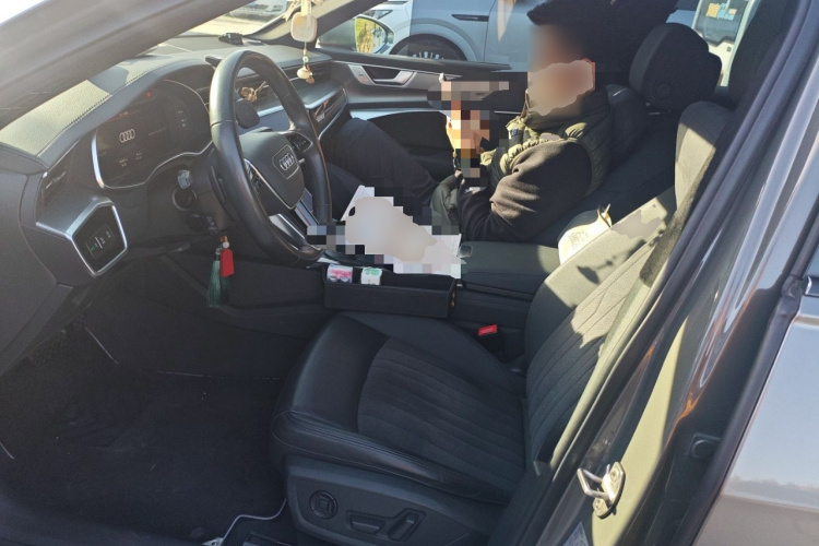 Audi A6 (Imported) 2022 car image #17