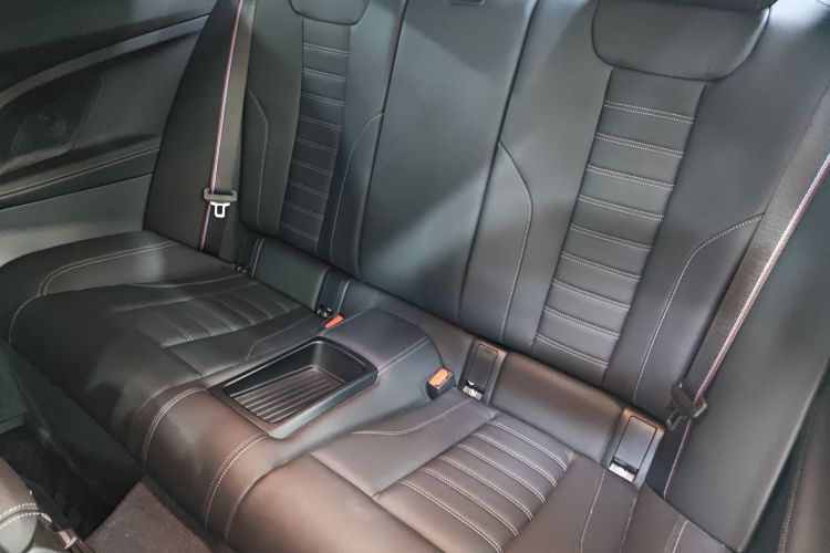 BMW M235L 2024 #17 BMW M235L 2024 immagine di auto #17