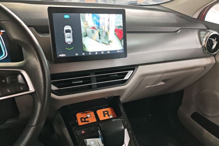 BYD Yuan 2021 #17 BYD Yuan 2021 car image #17