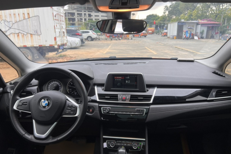 BMW 2 Series Tourer (Imported) 2018 car image #17
