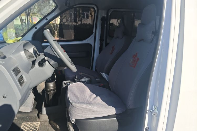 五菱汽车 五菱扬光电卡 2025 汽车图片 #17