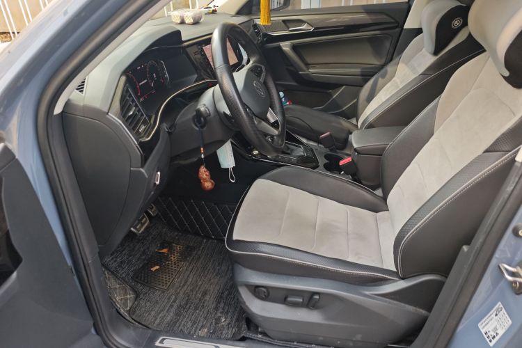 Volkswagen Tayron X 2021 car image #17