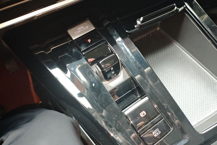 Volkswagen Talagon 2023 car image #17