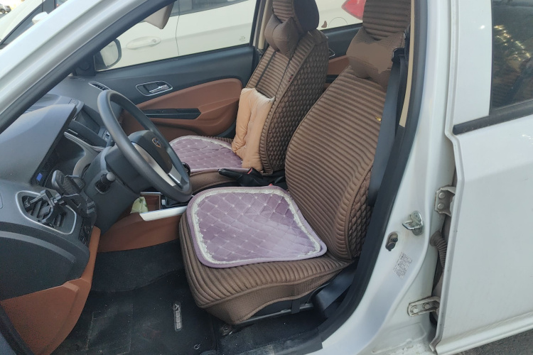 GEELY KingKong 2017 immagine di auto #17