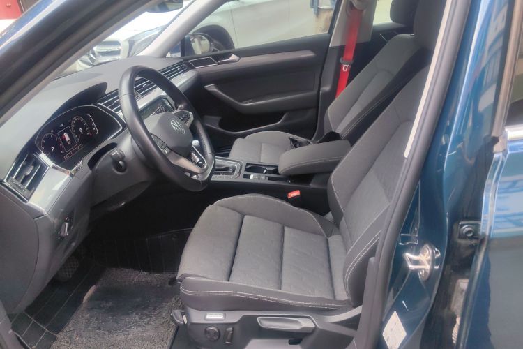 Volkswagen Passat Variant 2023 #17 Volkswagen Passat Variant 2023 immagine di auto #17