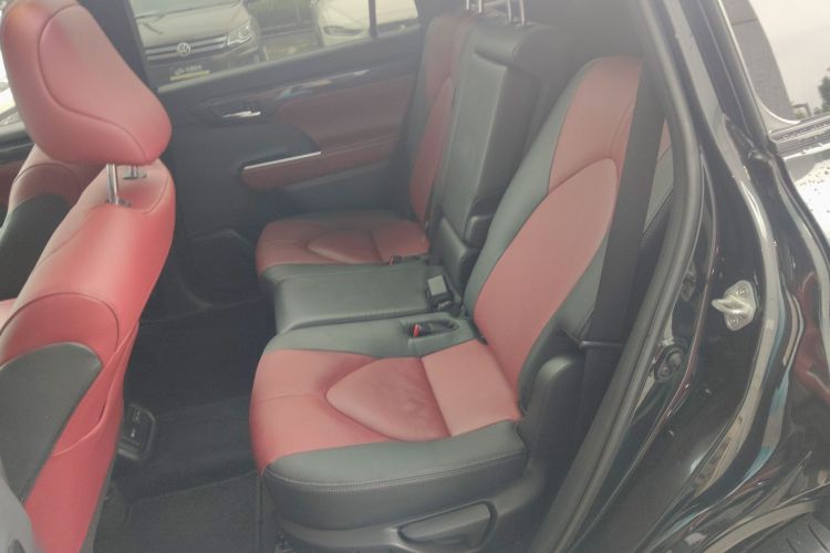 Toyota Crown Kluger 2021 car image #17