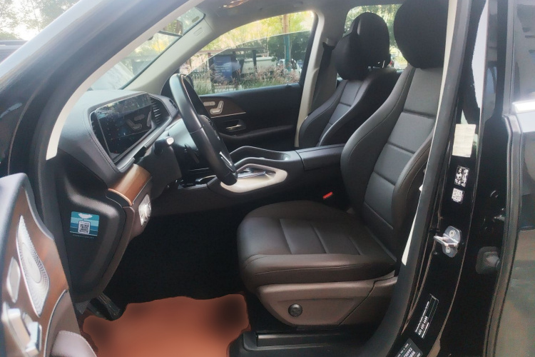 Mercedes-Benz GLE Class New Energy 2021 car image #17