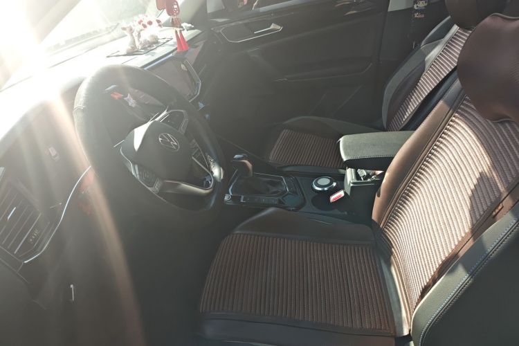 Volkswagen Tayron GTE 2021 #17 Volkswagen Tayron GTE 2021 car image #17