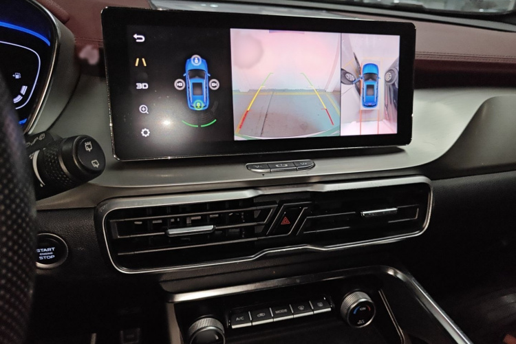 GEELY Coolray 2021 car image #17