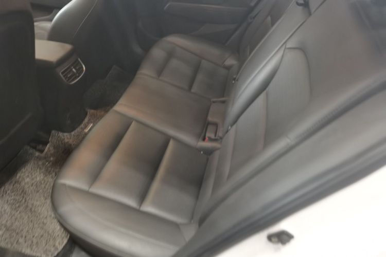 Hyundai Elantra AD 2019 car image #17