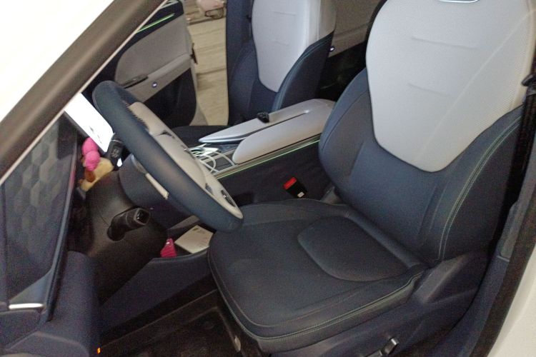 ARCFOX极狐 极狐 阿尔法T5 2025 汽车图片 #17