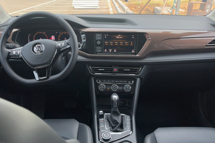 Volkswagen Tharu 2019 image de voiture #17
