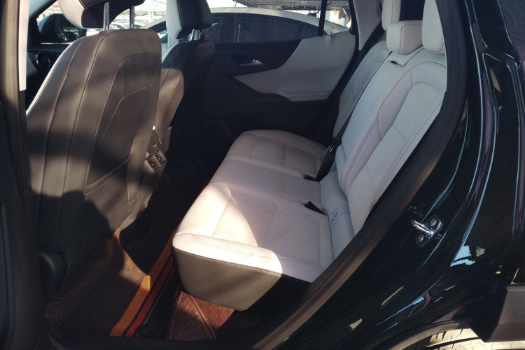 Chevrolet Equinox Plus 2024 #17 Chevrolet Equinox Plus 2024 car image #17