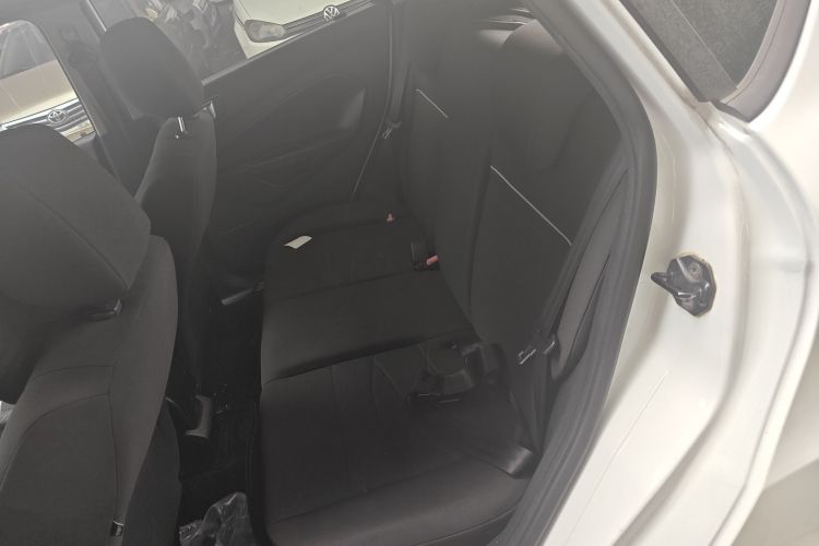 Ford Fiesta (Imported) 2016 #17 Ford Fiesta (Imported) 2016 car image #17