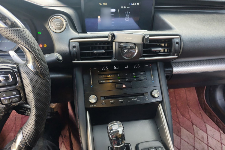 丰田 雷克萨斯IS 2017 汽车图片 #17