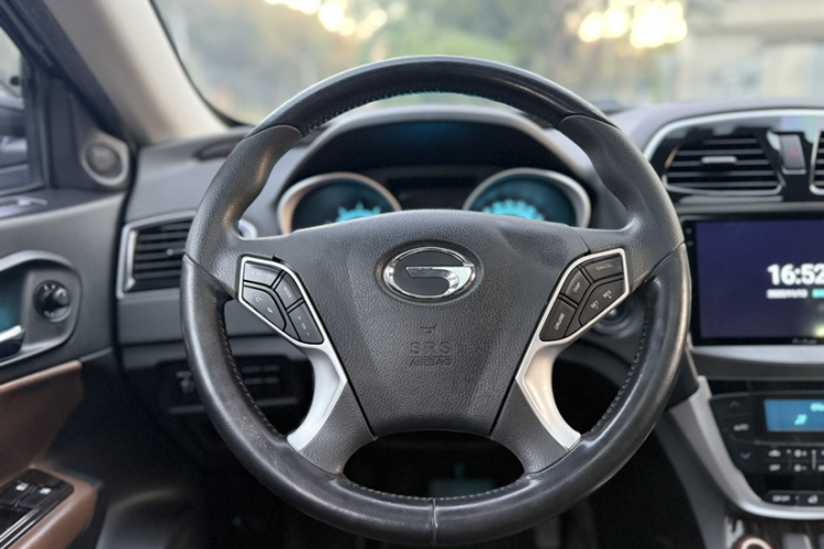 GAC Trumpchi GS5 2016 #17 GAC Trumpchi GS5 2016 изображение автомобиля #17