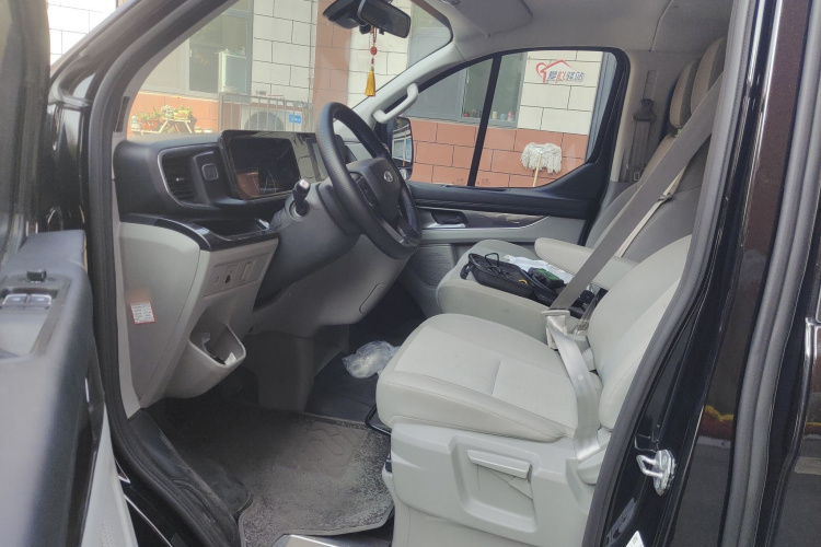 Ford E-Transit 2023 car image #17