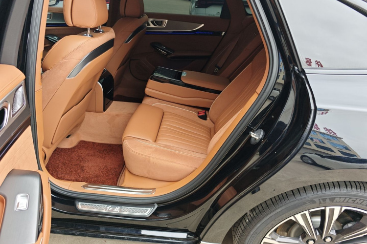 HongQi H9 2024 car image #17