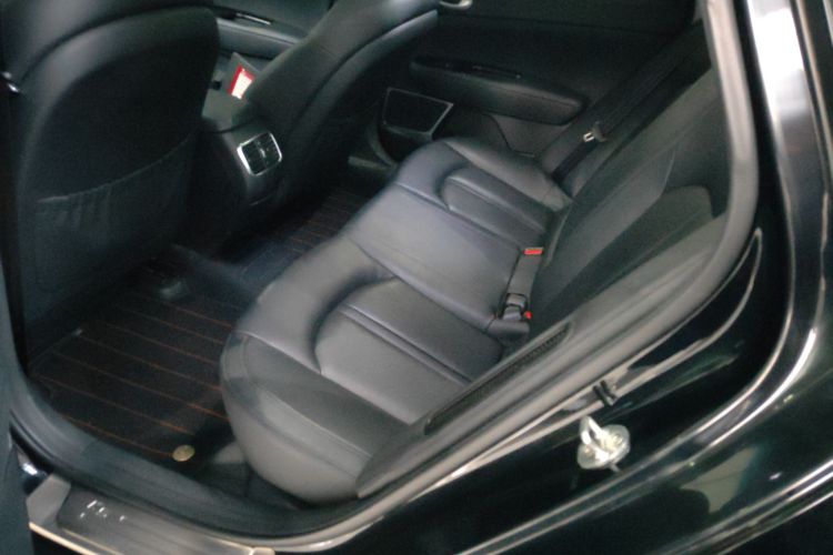 起亚 起亚K5新能源 2019 汽车图片 #17