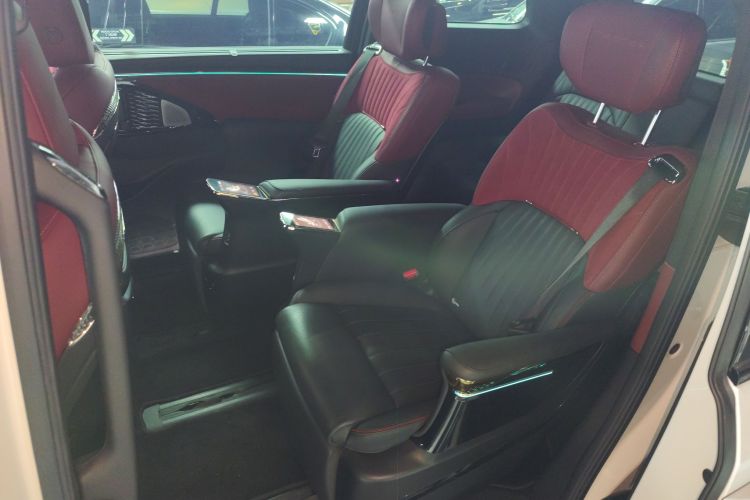 GAC Trumpchi M8 2023 #17 GAC Trumpchi M8 2023 car image #17