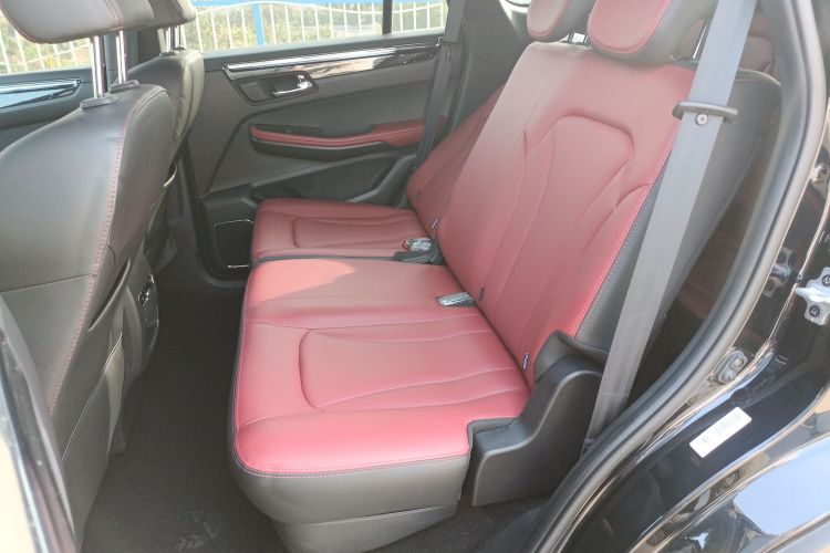 SWM斯威汽车 SWM斯威G05 2022 汽车图片 #17