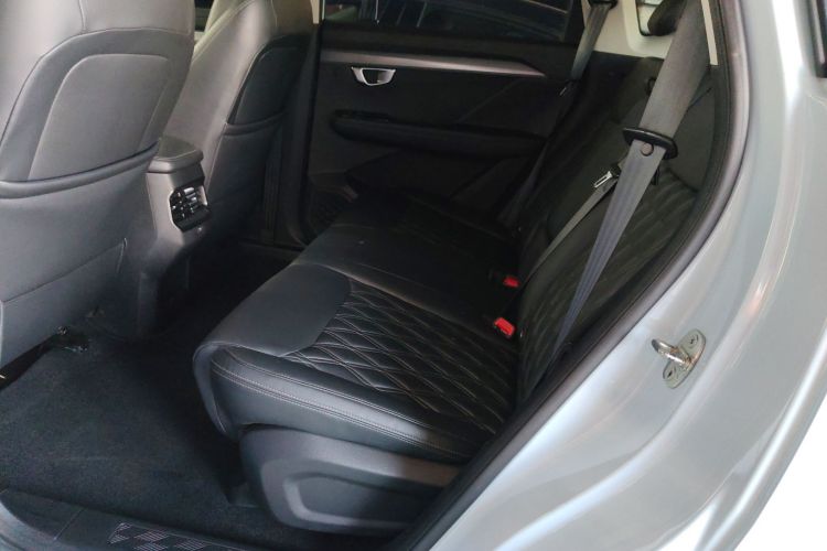 Wuling Asta 2022 #17 Wuling Asta 2022 صورة سيارة #17