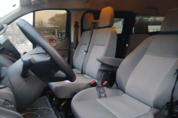 Ford Transit 2021 car image #17