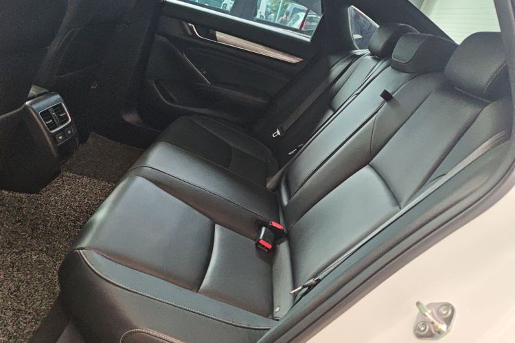 Honda Inspire 2022 car image #17