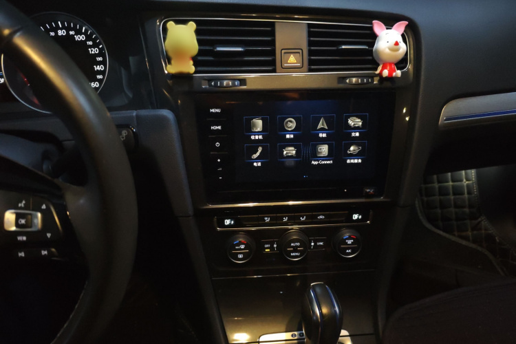 Volkswagen Golf Pure Electric 2020 imagen de coche #17