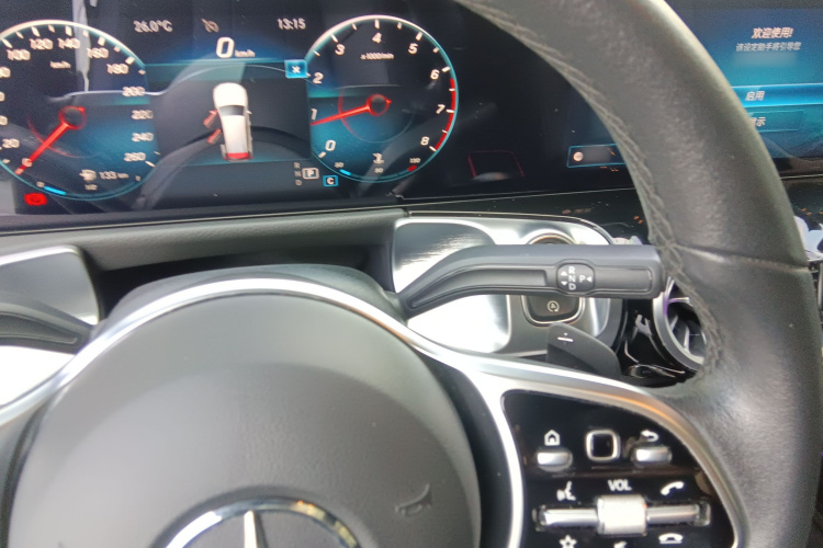 Mercedes-Benz GLB Class 2021 immagine di auto #17