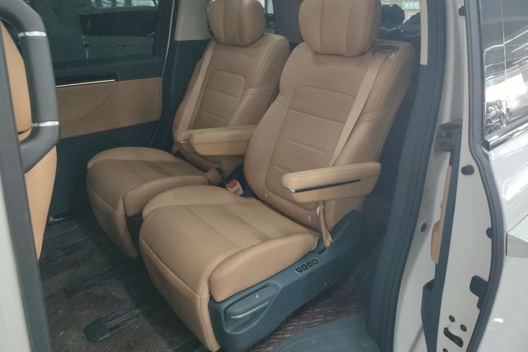 GAC Trumpchi E8 New Energy 2023 car image #17