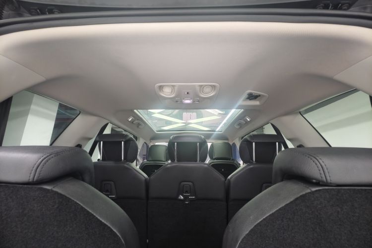 Citroen C4 PICASSO 2016 صورة سيارة #17