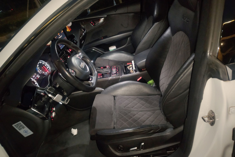 Audi RS 7 2016 imagen de coche #17