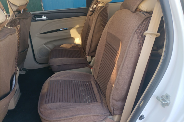 五菱汽车 五菱730 2021 汽车图片 #17