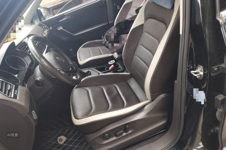 Volkswagen Tiguan L 2018 immagine di auto #17