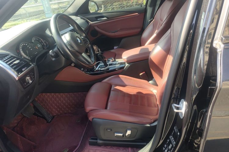 BMW X4 M40i 2019 #17 BMW X4 M40i 2019 car image #17