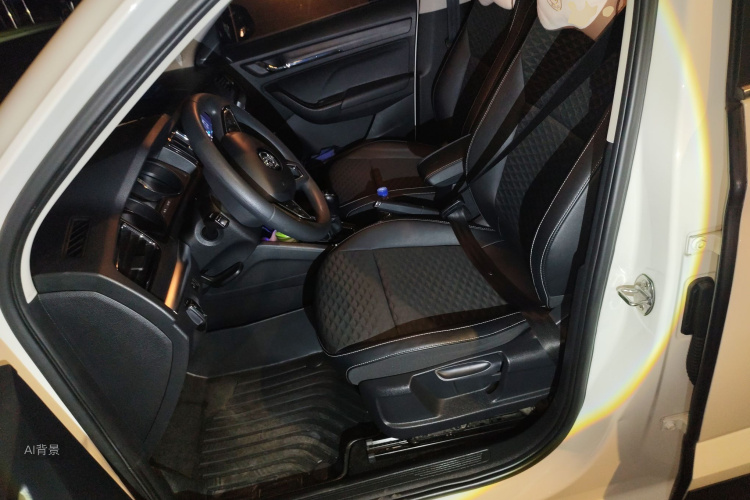 Skoda Kamiq 2018 car image #17