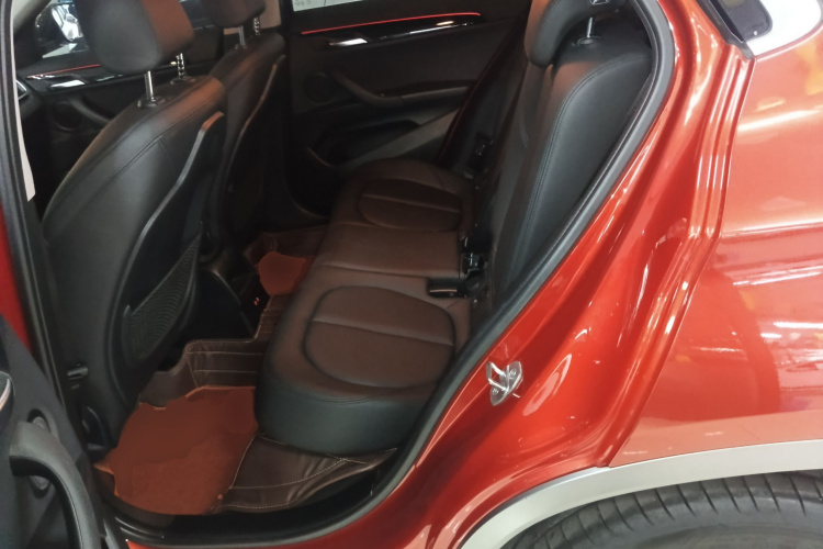 BMW X2 2019 #17 BMW X2 2019 car image #17