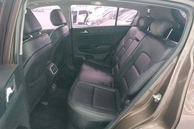 Kia KX5 2016 car image #17